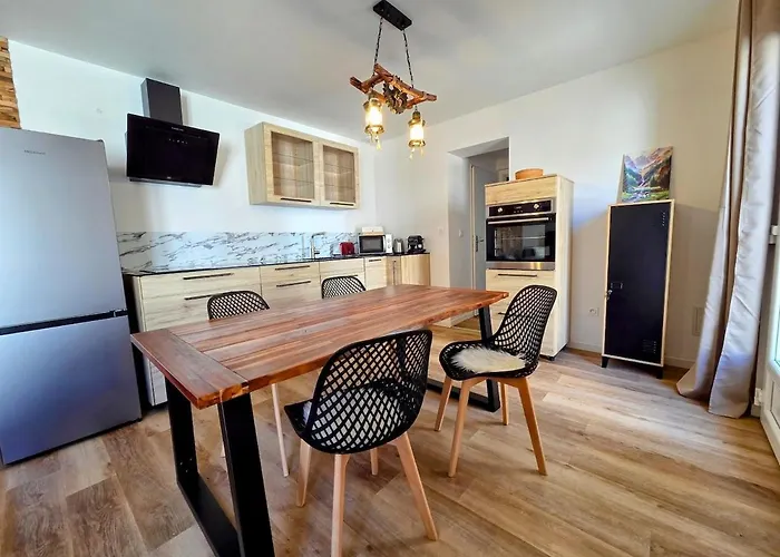 L'ombre Du Hêtre Lourdes